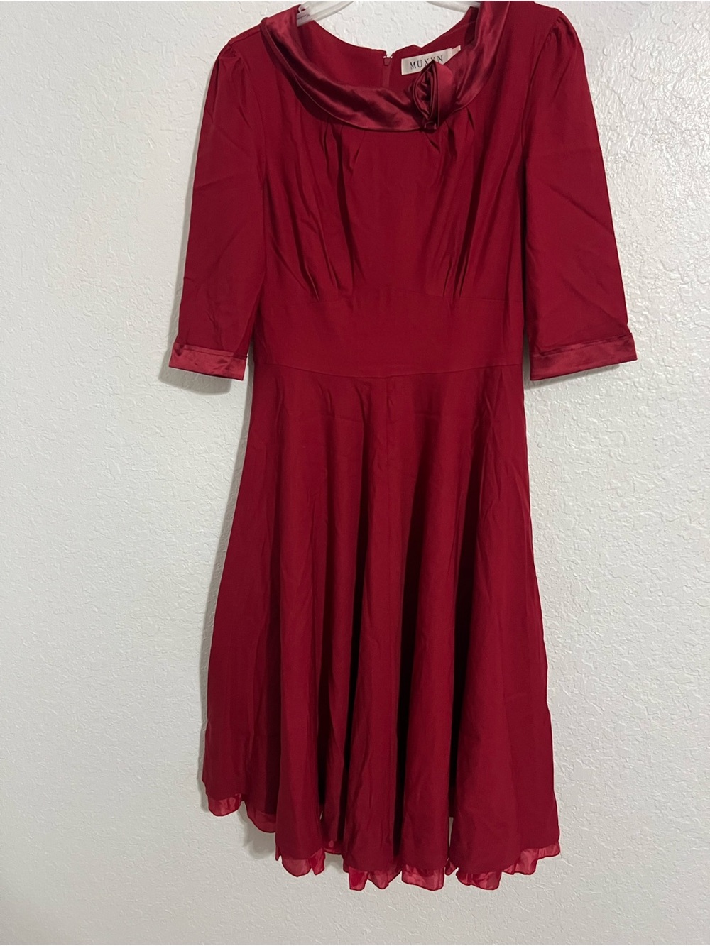 MUXXN Women Red Dress Vintage Size US L  Fit & Flair 3/4 Sleeve Zip Back #843